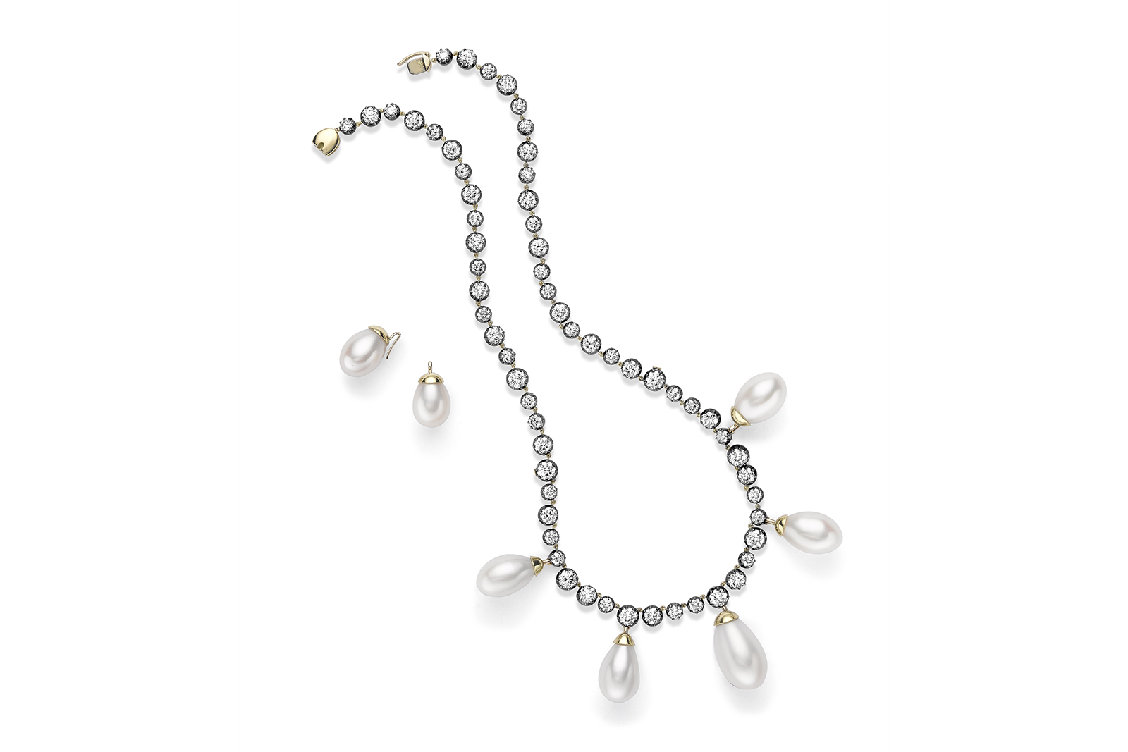  Jessica McCormack x Emilia Wickstead pearl and diamond button back necklace and earrings