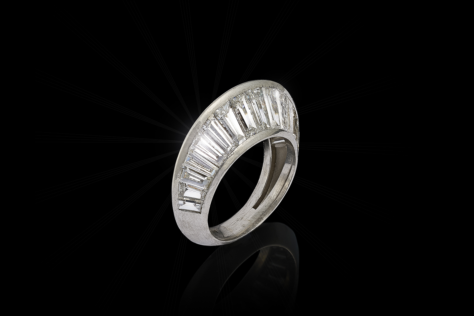  A platinum mounted diamond ring by Suzanne Belperron. Paris, circa 1932. Courtesy of Wartski, London