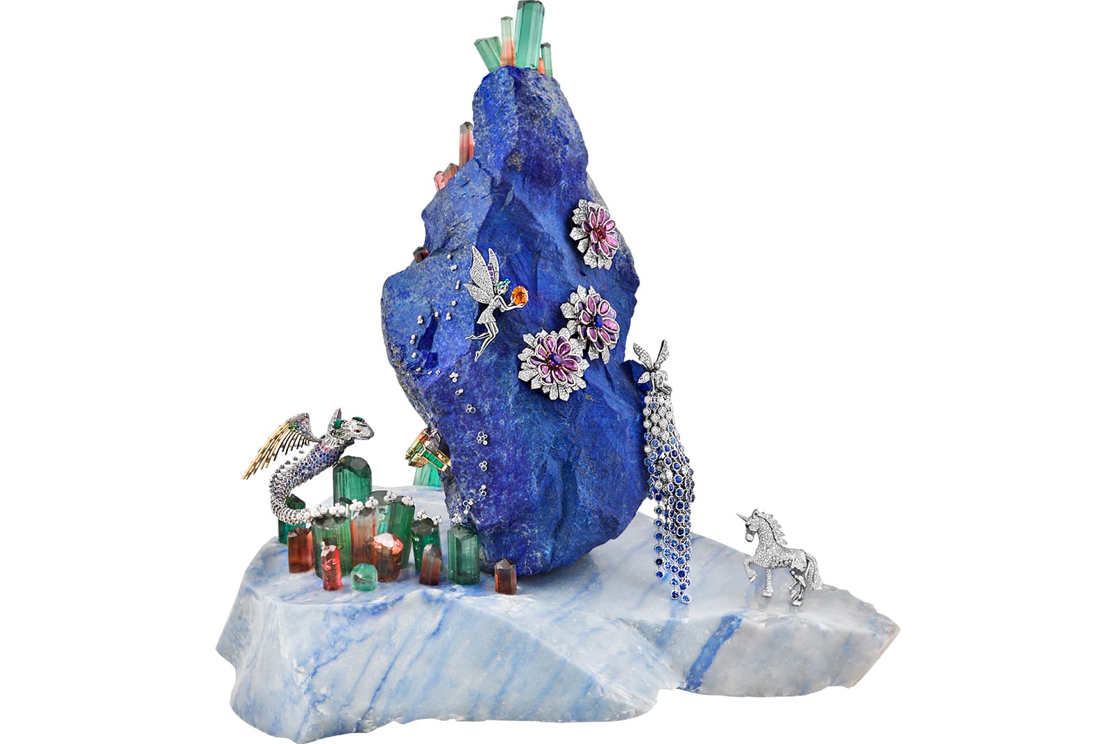 Le Rocher aux Merveilles is a mineral sculpture created by Van Cleef & Arpels’ design studio, gemstone division and workshop 