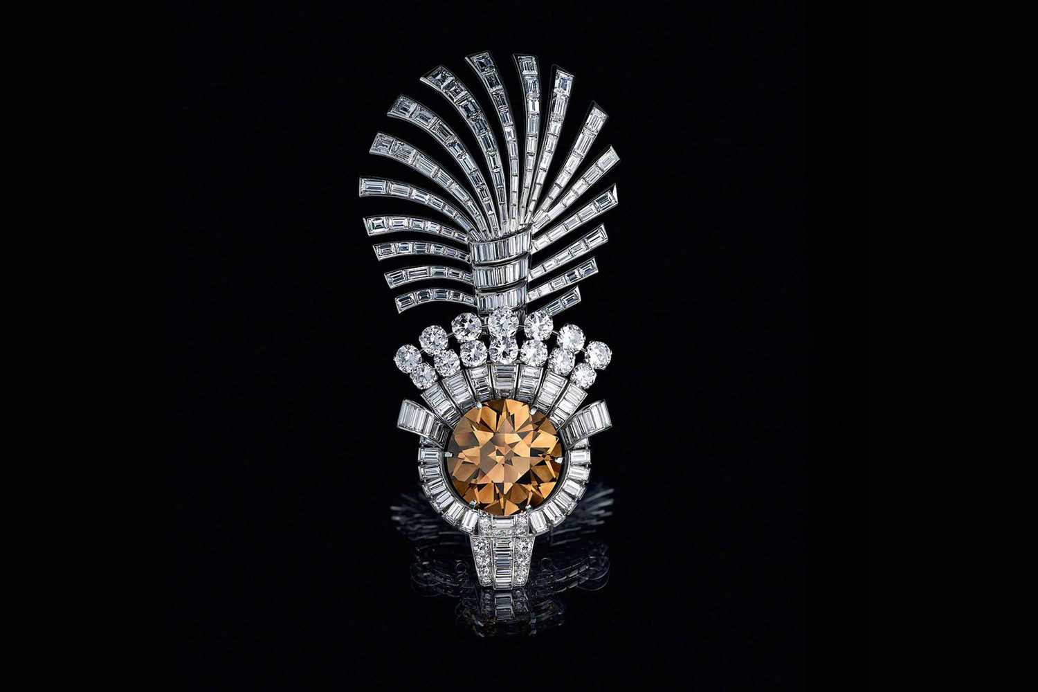  The 61.05 carat Tiger Eye Diamond in the Tiger Eye Turban Ornament. Cartier London, 1937. Image courtesy: Al Thani Collection