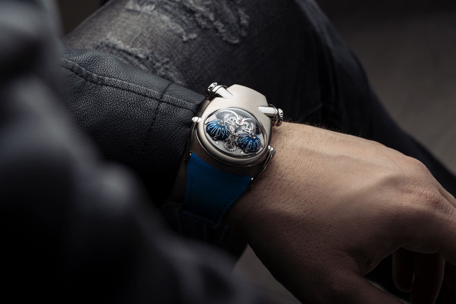  The Bulldog is available in two versions, including this grade 5 titanium model with blue hour and minute domes