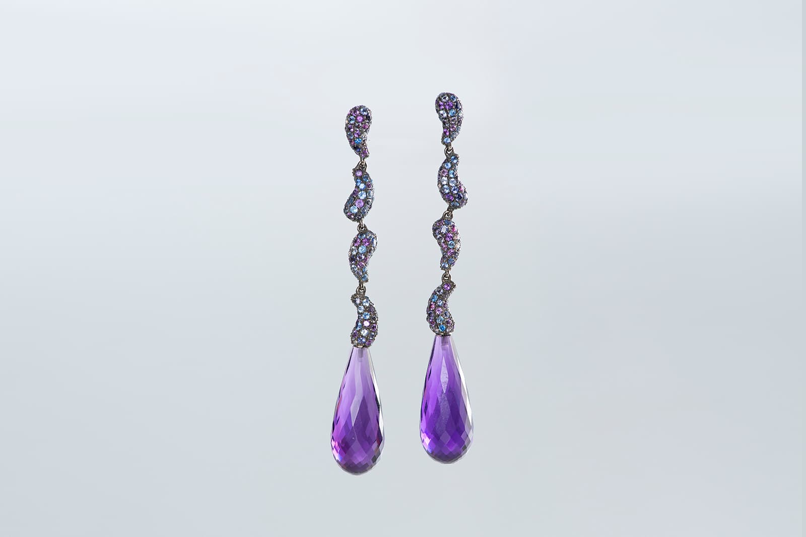  Vanessa Martinelli's The Garden Viola amethyst earrings with sapphires