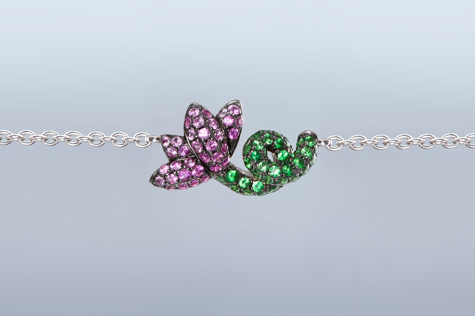  Vanessa Martinelli Lotus Flower pink sapphire and tsavorite pendant 