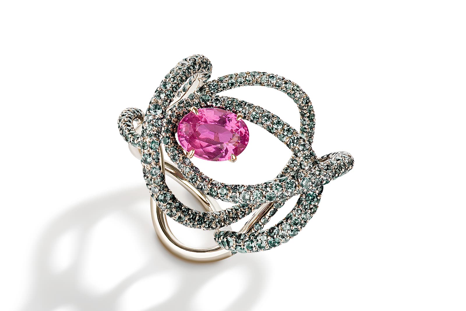  Neha Dani Kephi pink sapphire ring in 18 carat gold