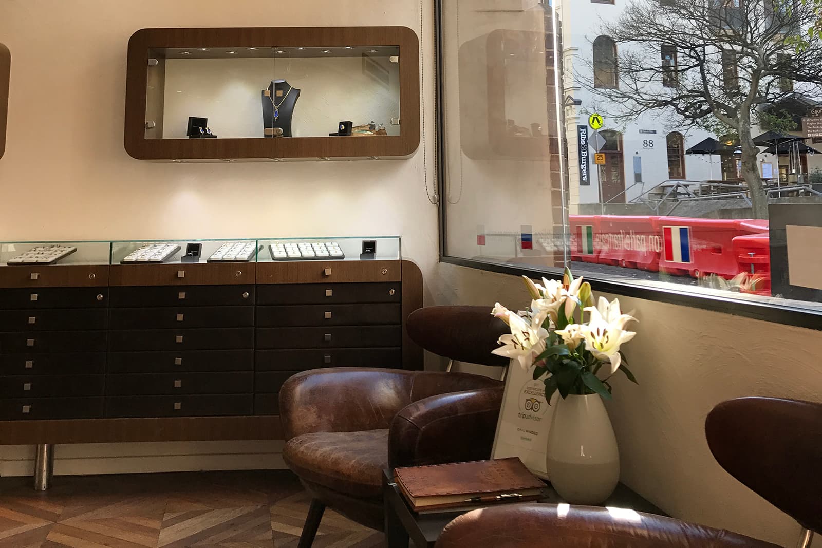  Established in 1989, the Opal Minded boutique is filled with an incredible array of exquisite opals in all shapes and sizes