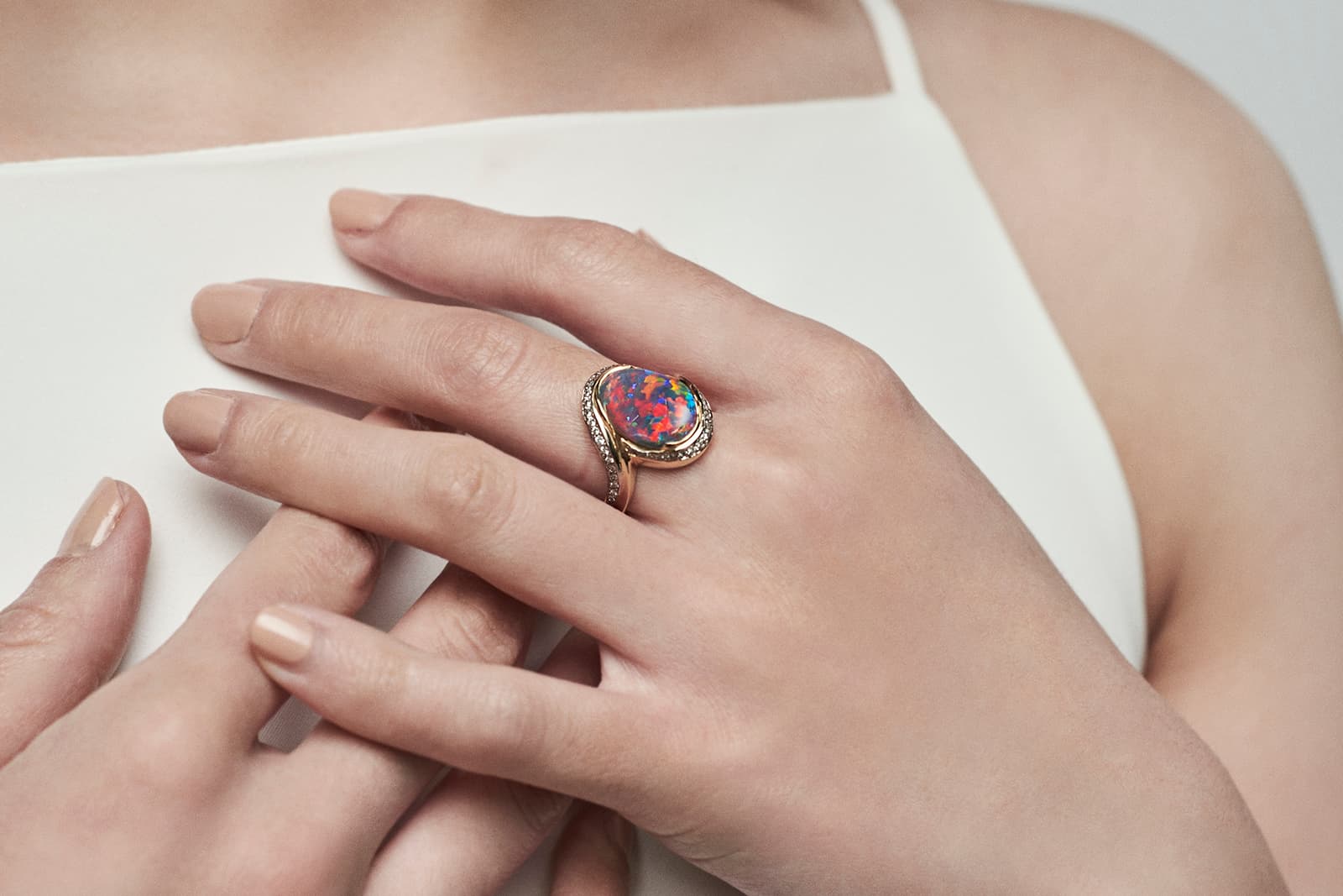  Opal Minded's Othello ring is set with an enthralling 5.48 carat black opal