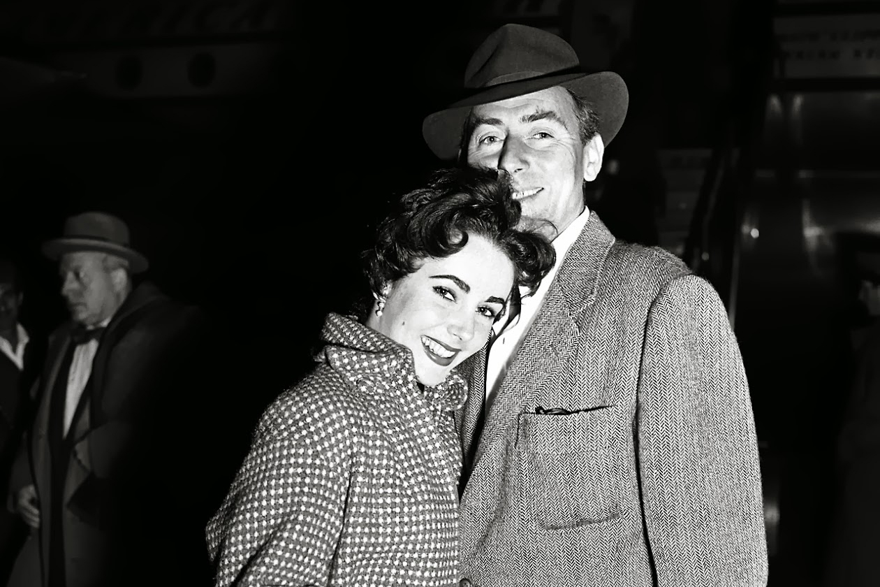 Elizabeth Taylor and Michael Wilding married in 1952 in London