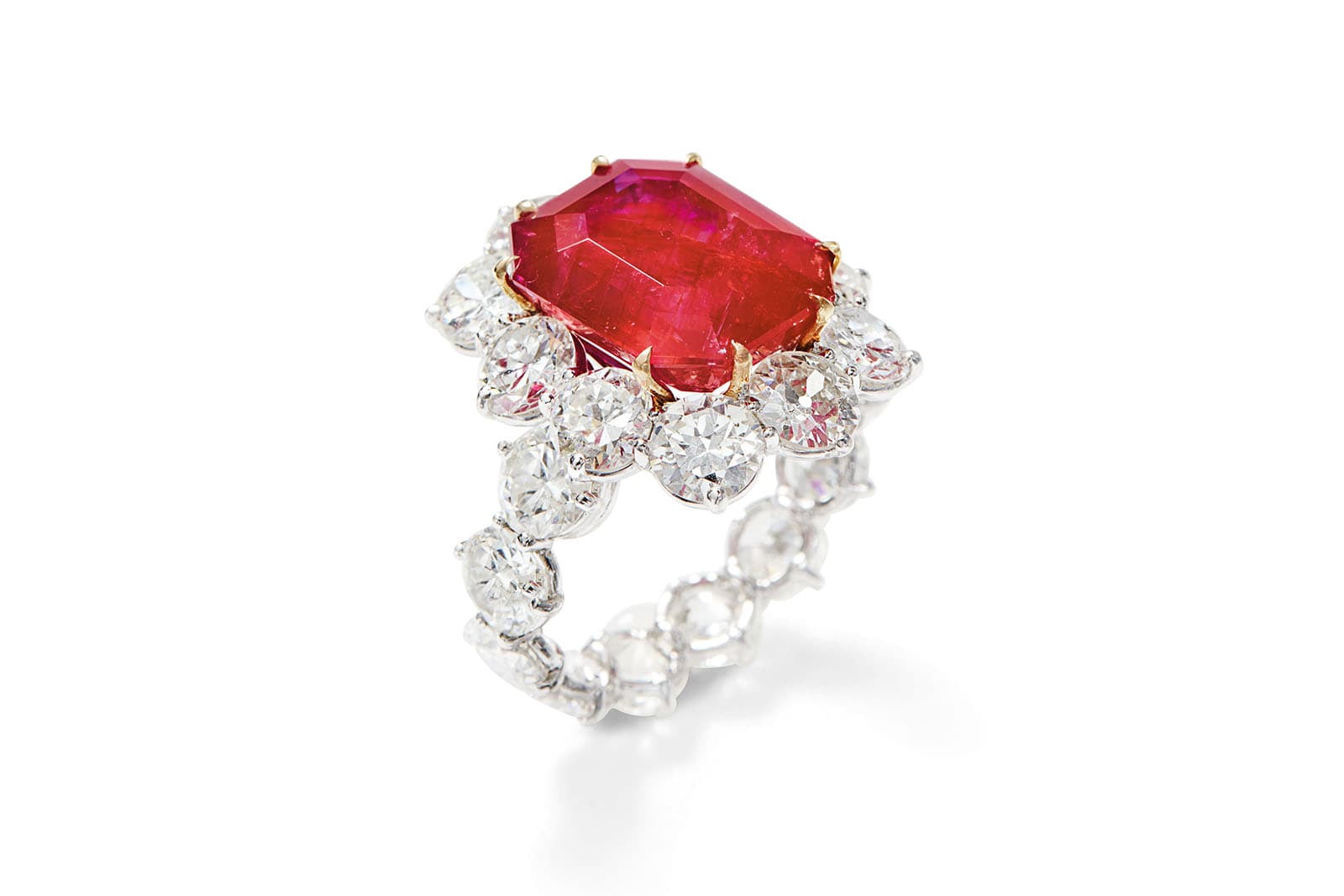  The star of the JAR ring is a 13 carat Burmese no heat ruby 