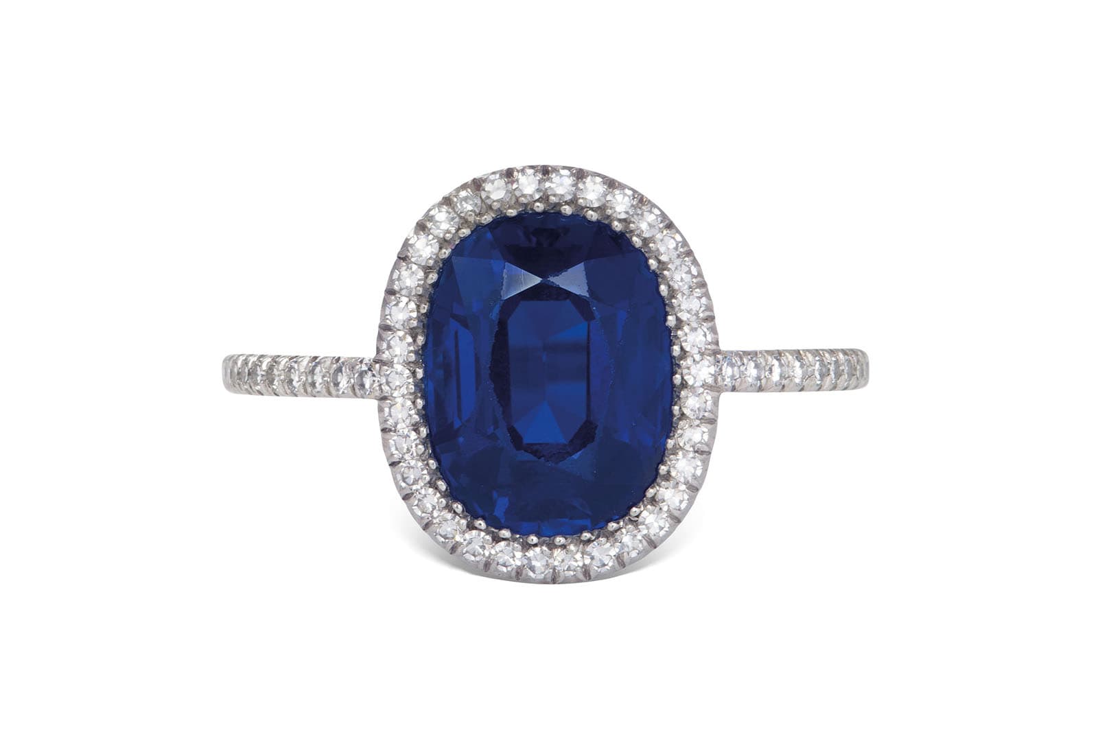 A ring by the collectable designer JAR set with a 3 carat no heat Kasmir sapphire 