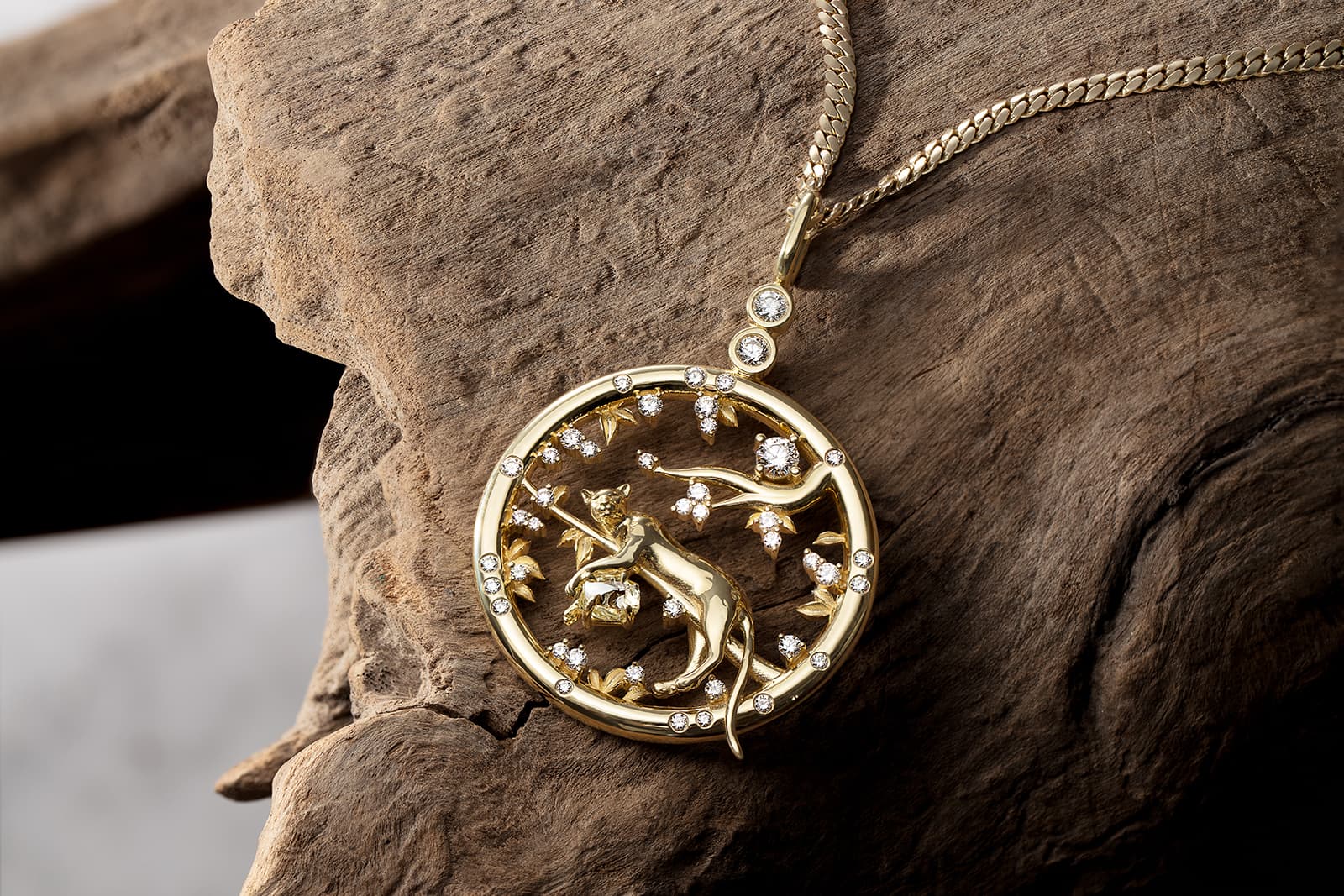  Jennie Kwon leopard pendant with diamonds 