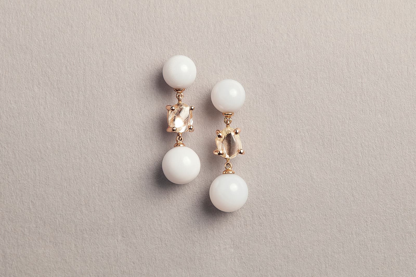 Melanie Georgacopoulos Double Pearl Drop Earrings from the Carats Collection with sawn rough diamonds and hippopus pearls in 18ct rose gold