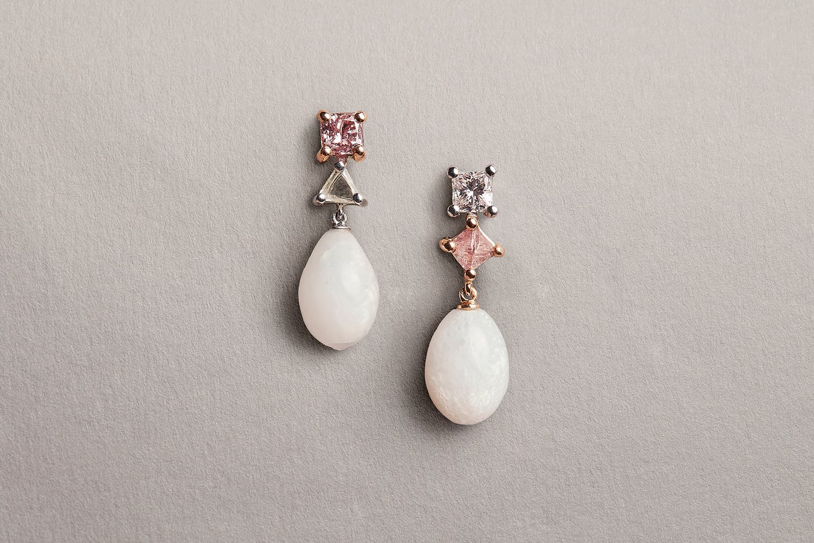 Melanie Georgacopoulos Asymmetric Drop Earrings from the Carats Collection with radiant-cut and rough diamonds and hippopus pearls in 18ct white and rose gold