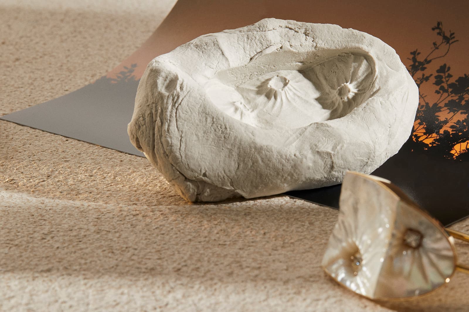  Melanie Georgacopoulos has used carving techniques to create pearl surfaces that look pillowy soft in the Carats Collection