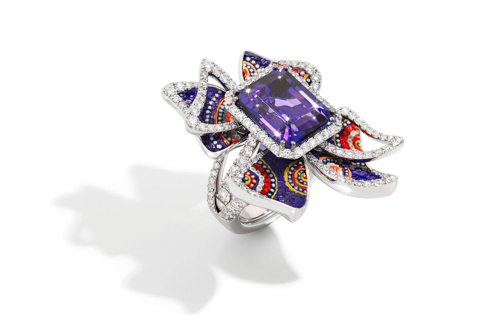  The SICIS Infinity ring is inspired by butterfly wings 