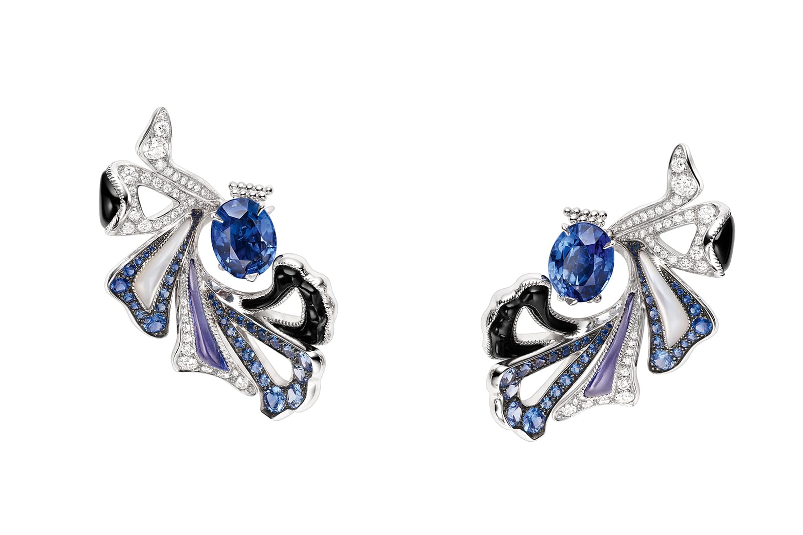  Chaumet in Bloom Esquisse de Chaumet earrings in white gold, set with two Sri Lankan oval-cut blue sapphires with a total weight of 5.86 carats, plus onyx, tanzanite and diamonds