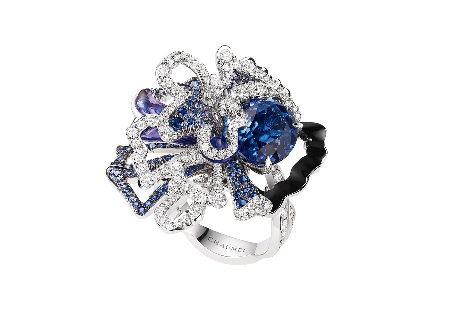 Chaumet in Bloom Esquisse de Chaumet ring in white gold, set with a Sri Lankan 6.05 carat oval-cut sapphire, onyx, tanzanite and brilliant-cut diamonds