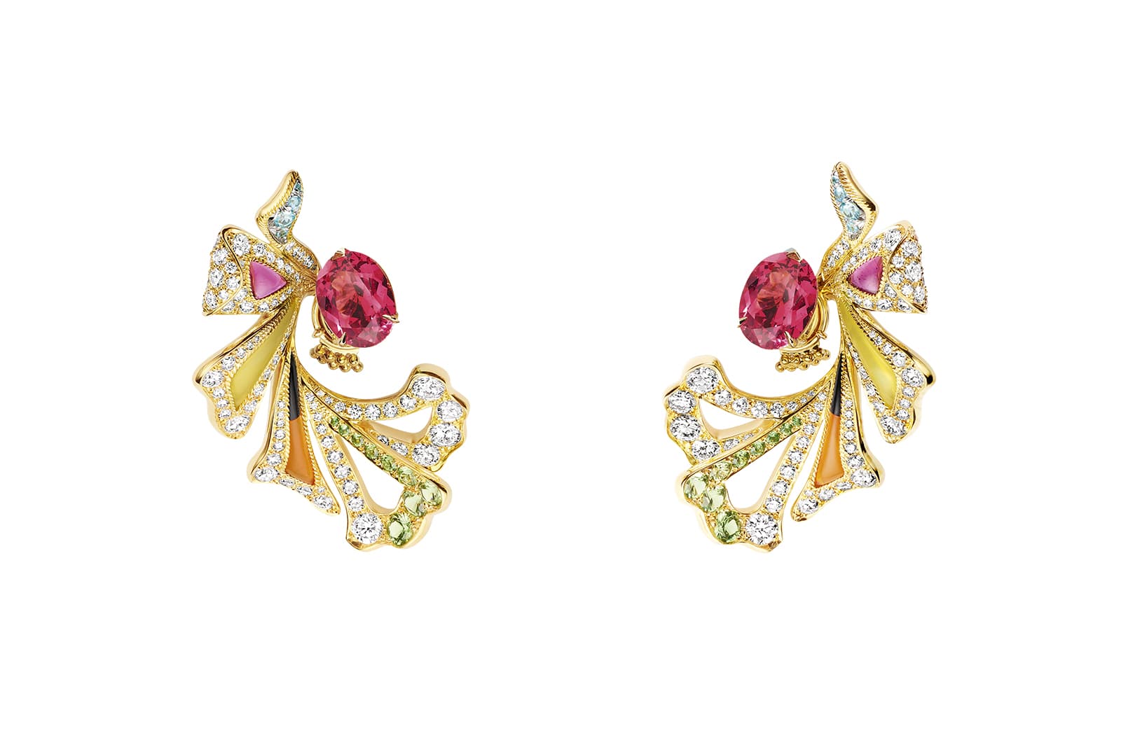  Chaumet in Bloom Éclosion de Chaumet earrings in yellow gold, set with two oval-cut pink spinels of approximately 2.50 carats, tsavorite garnets, Paraiba tourmaline, yellow agate, carnelian, onyx, rubellite and diamonds