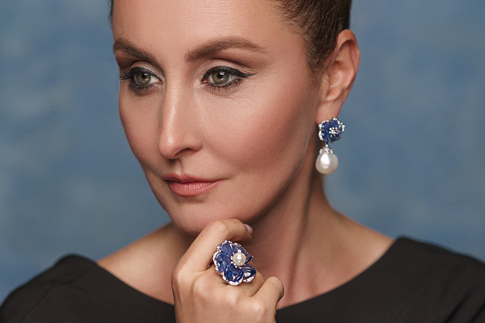  Tulupov Jewelry Night Flower parure with carved tanzanites, pearls, sapphires and diamonds in gold