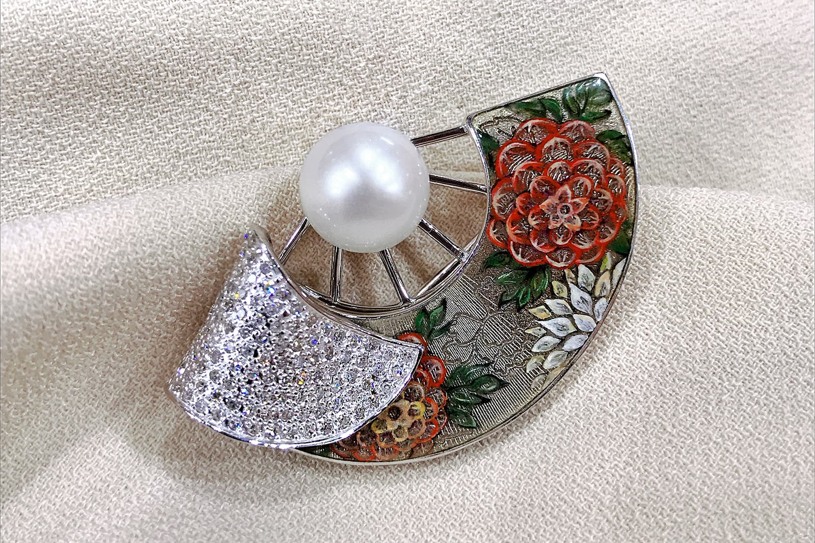  Kabarovsky brooch with pearls, enamel and diamonds