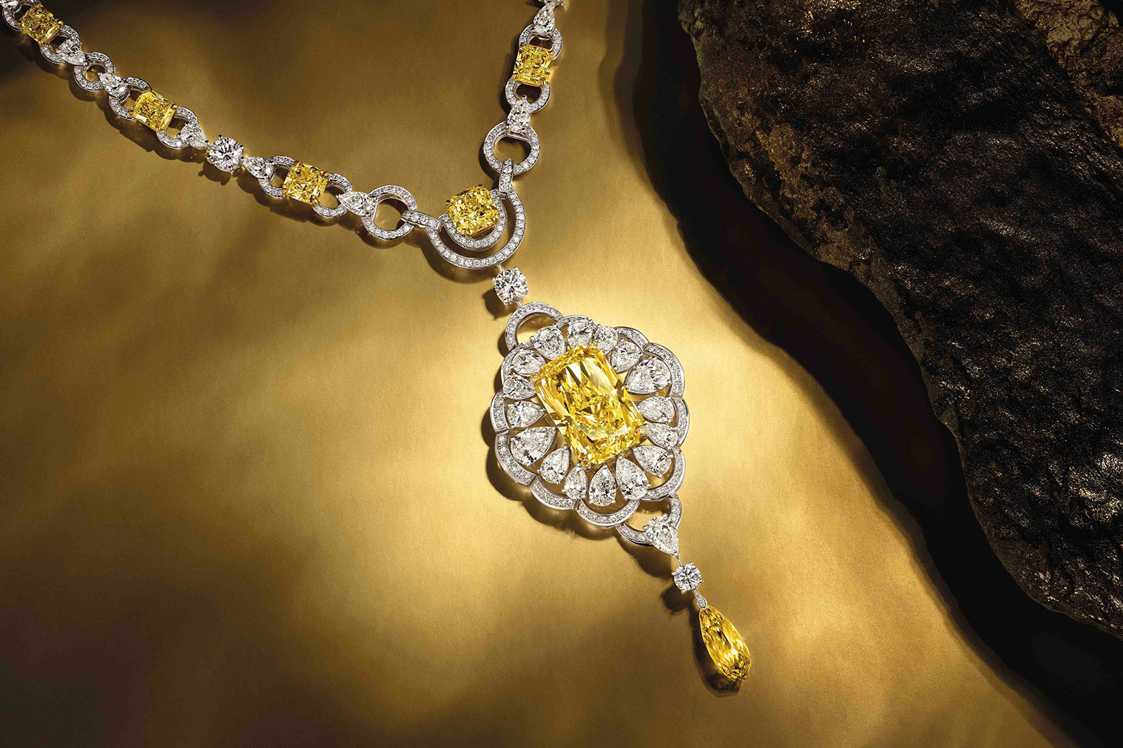 A Graff yellow and white diamond necklace