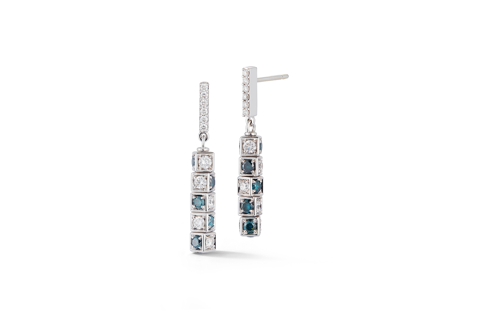  Miseno white gold, diamonds and sapphires earrings from Faro collection 