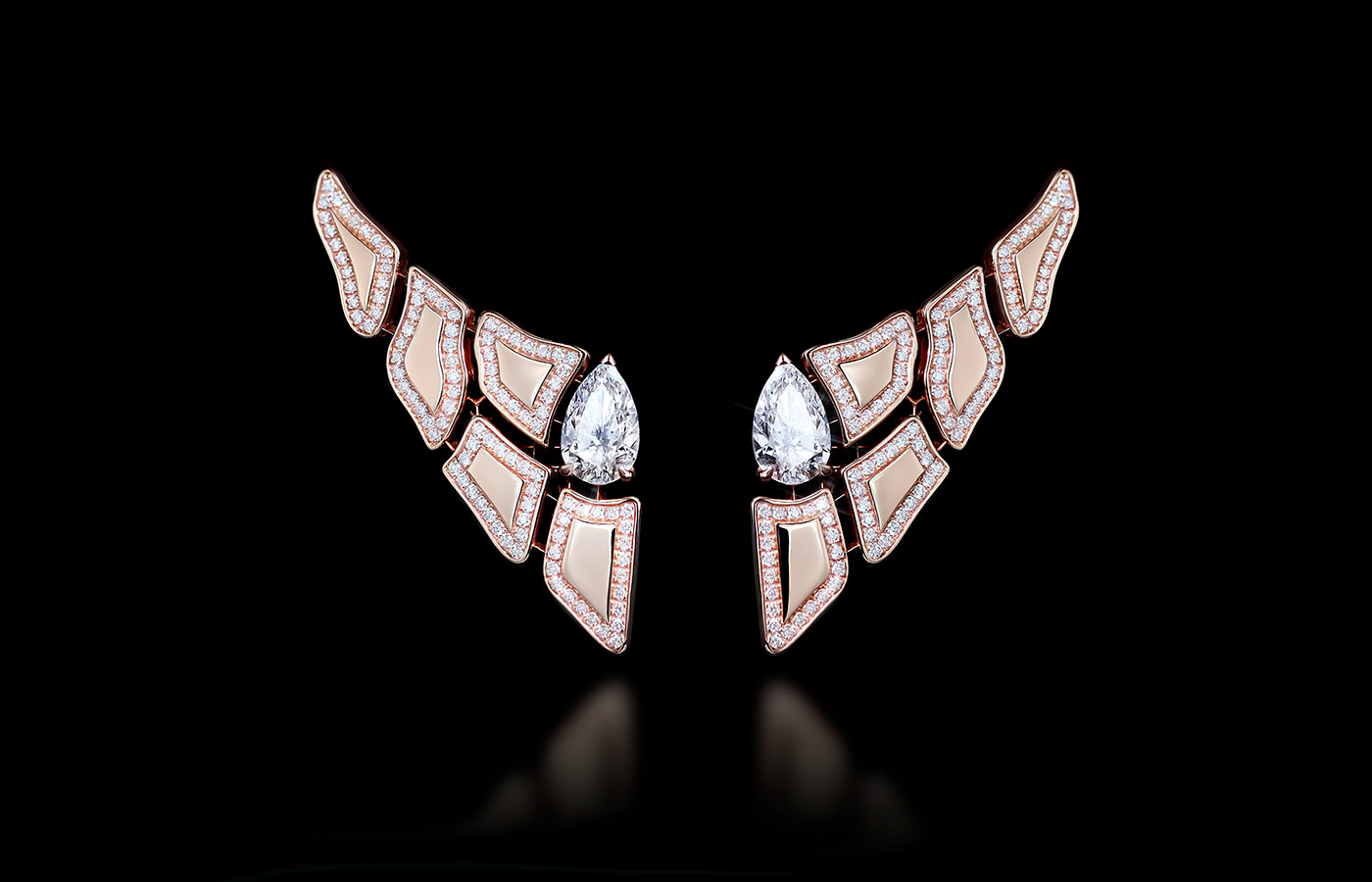 ORLOV Croco Dream Skin Diamond earrings in rose gold with round and pear-shaped diamonds