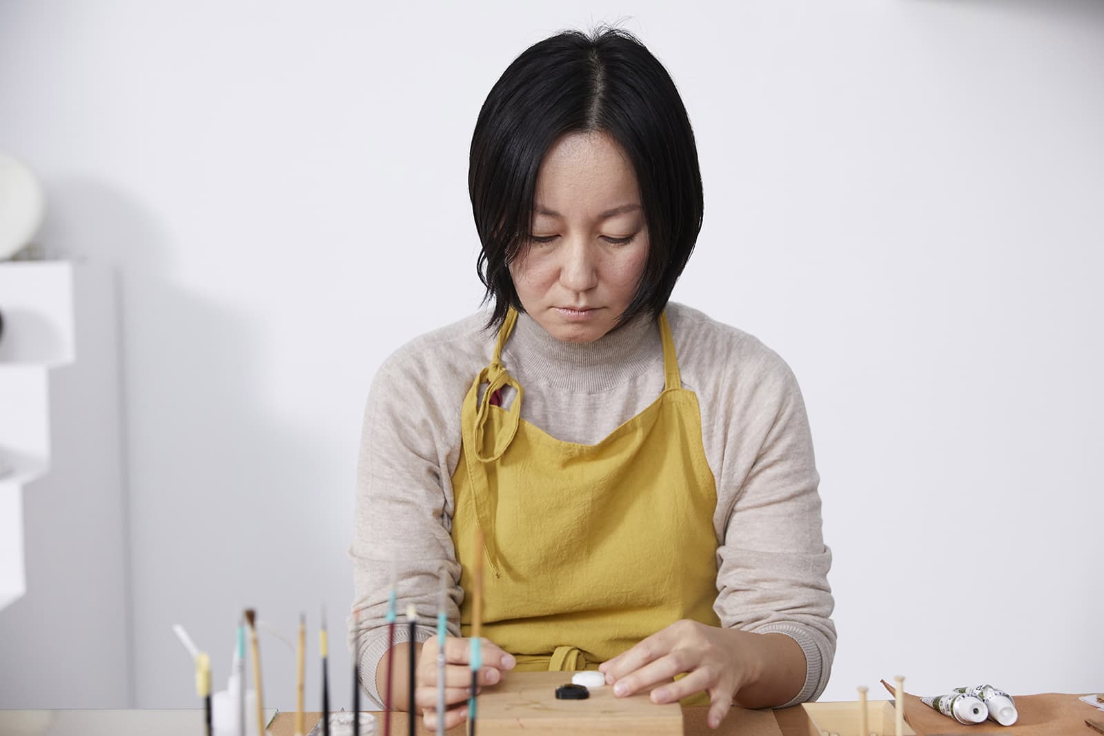 Pomellato invited a skilled kintsugi artist from Tokyo to cooperate on the new Pomellato Kintsugi Collection