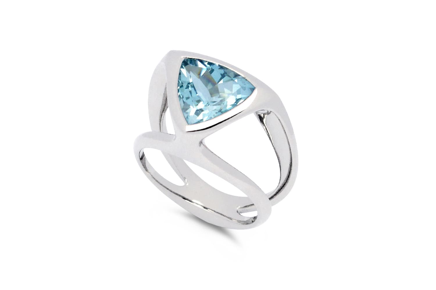  Amélie Viaene Kuti ring with a troidia cut aquamarine in white gold 