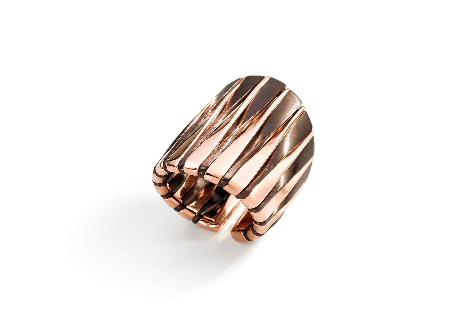  Vhernier Coucher du Soleil ring in 18k rose gold and bronze