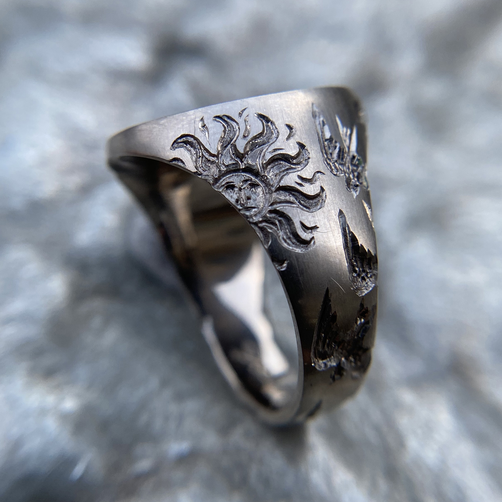 The Metalwork Masters with Incredible Jewellery Engraving Talent