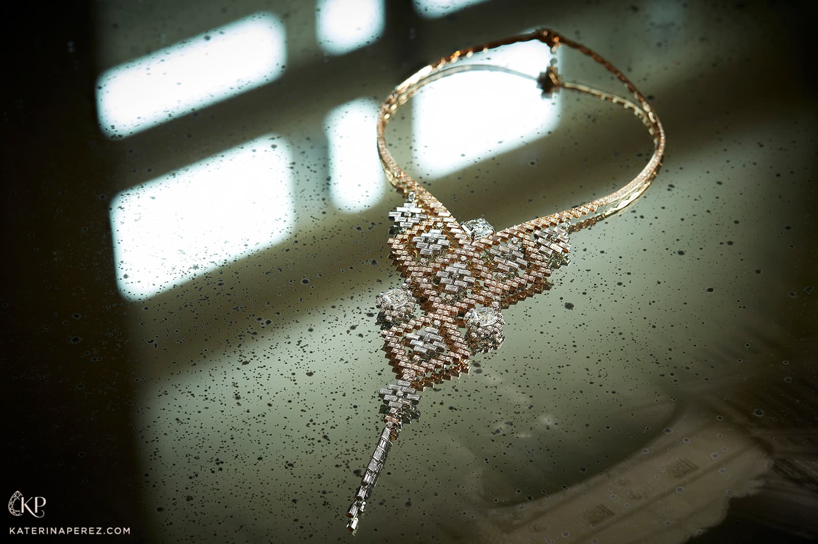 Chanel Escale à Venise High Jewellery Collection Éblouissante transformable necklace and earrings in pink gold, platinum and diamonds, including a 10.41 carat asscher-cut diamond and two further asscher-cut diamonds of 10.52 carats total