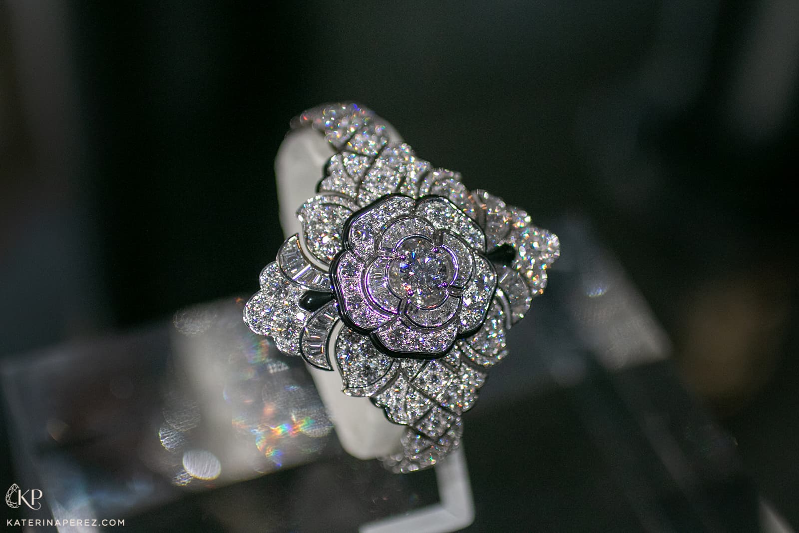  Camélia Baroque secret watch in white gold, diamonds and black lacquer, including a 1.51 carat brilliant-cut diamond centre, from the Chanel Escale à Venise High Jewellery Collection 
