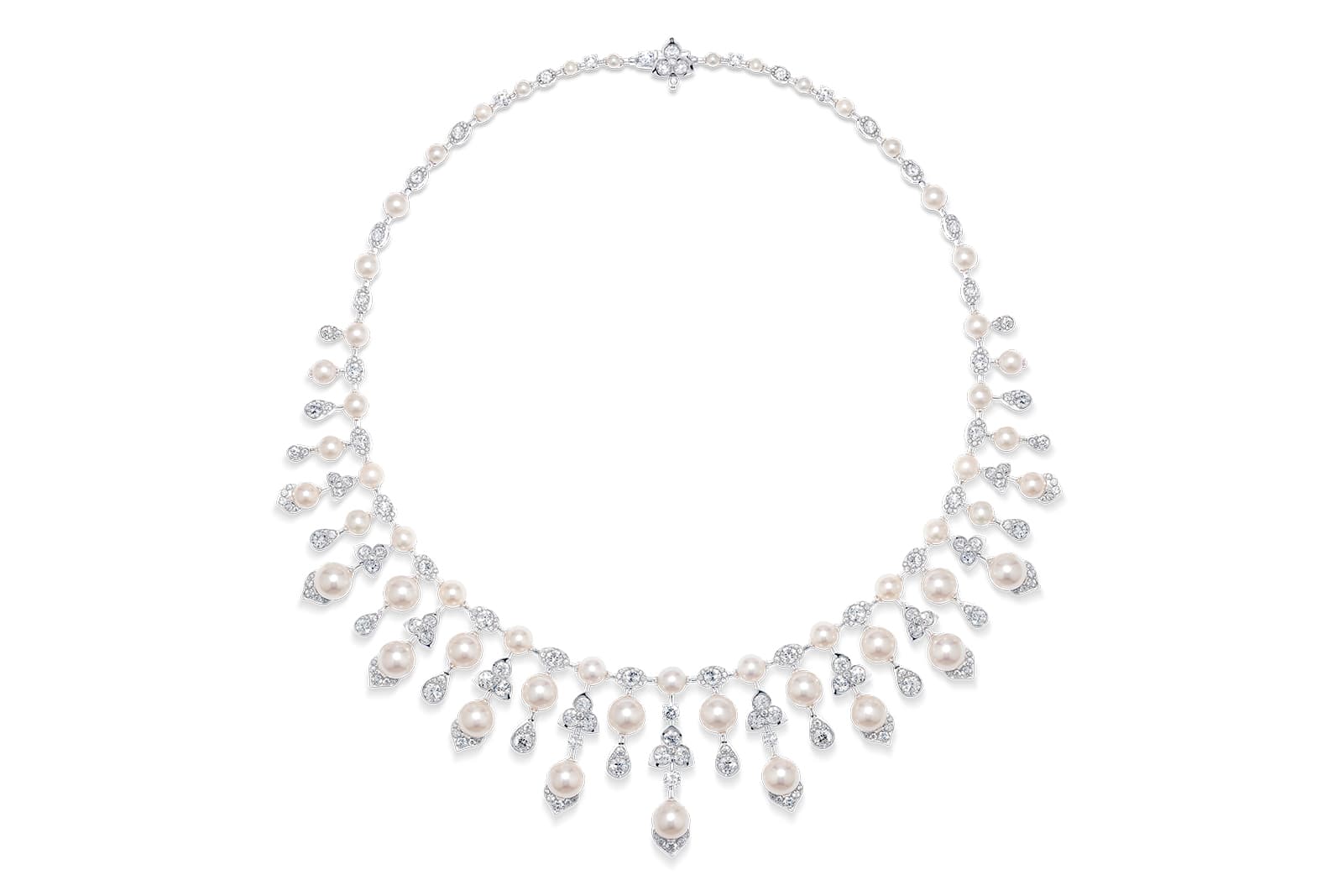  David Morris Purity necklace with 91 carats of Akoya pearls and 13 carats of round-cut white diamonds, set in 18ct white gold