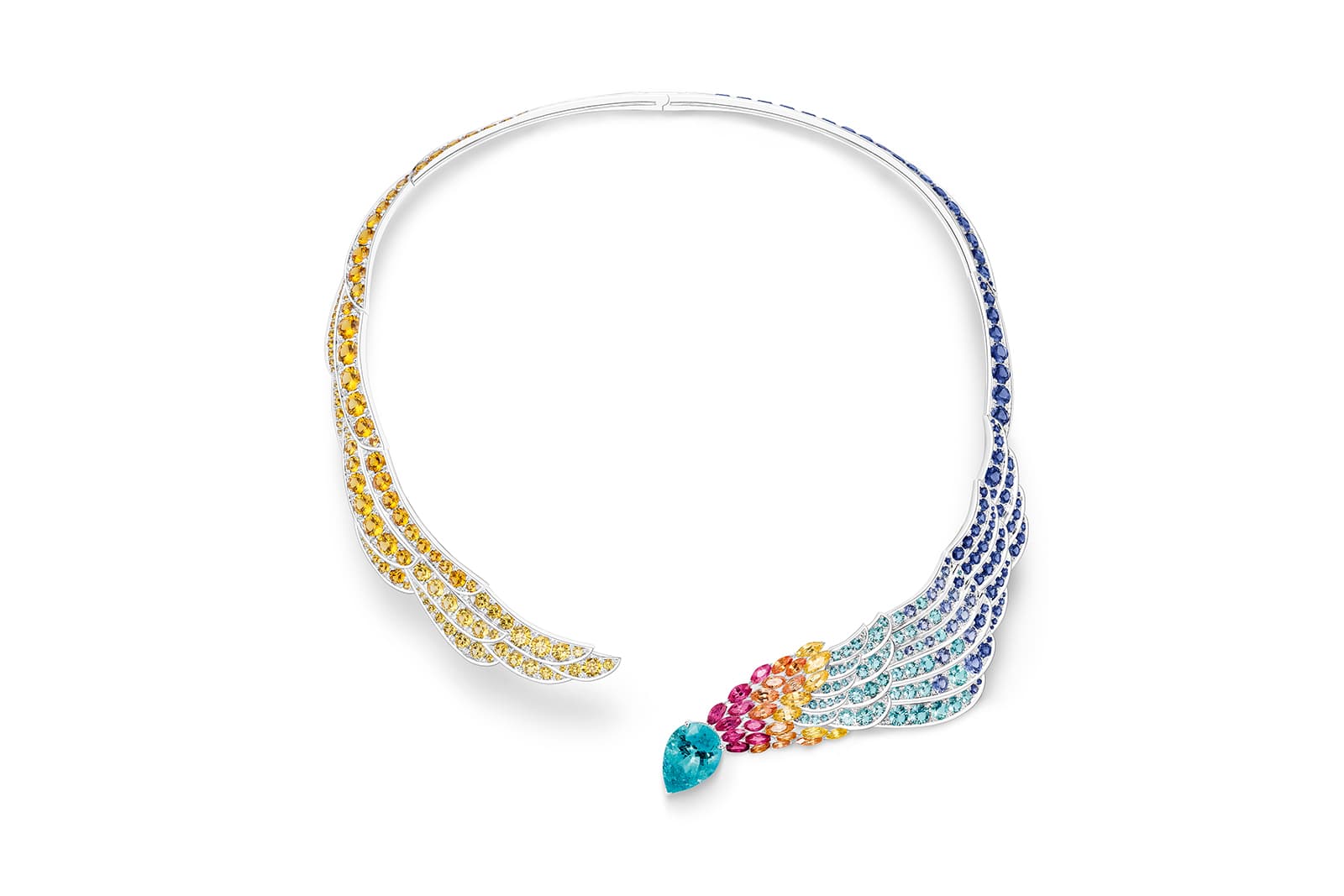  The transformable Piaget Majestic Plumage necklace is set with a 7.49 carat Paraiba tourmaline