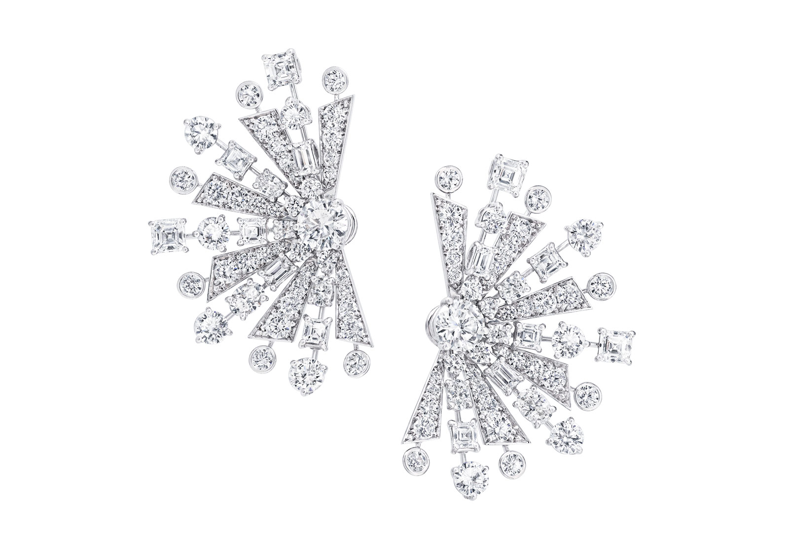  Colourless diamond fan earrings from the Graff Tribal High Jewellery Collection