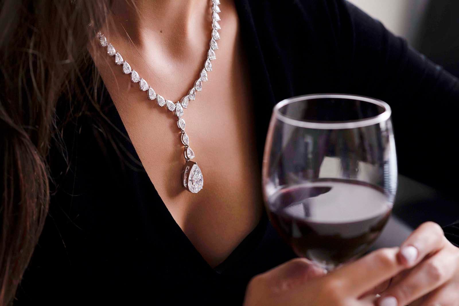  Astteria necklace with a 15 carat pear-shaped diamond drop of E colour and SI1 clarity 