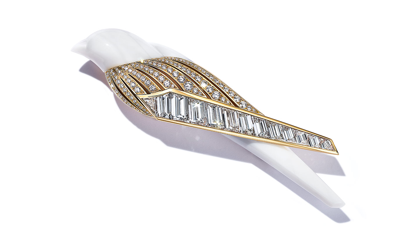 Tiffany & Co. Sky bird brooch with 57 carats of carved white agate and custom-cut baguette and round brilliant diamonds of more than 9 carats in 18k yellow gold from the Colors of Nature High Jewellery Collection