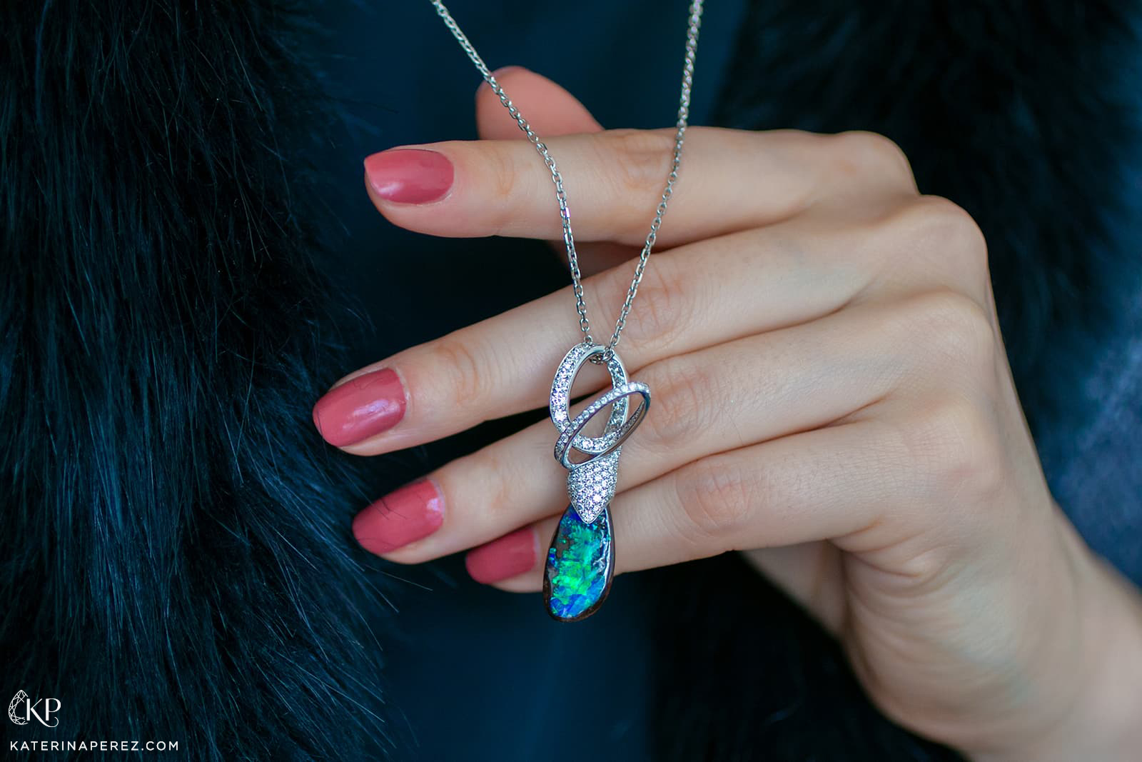  Hoehl's Creativity pendant with opal and diamonds