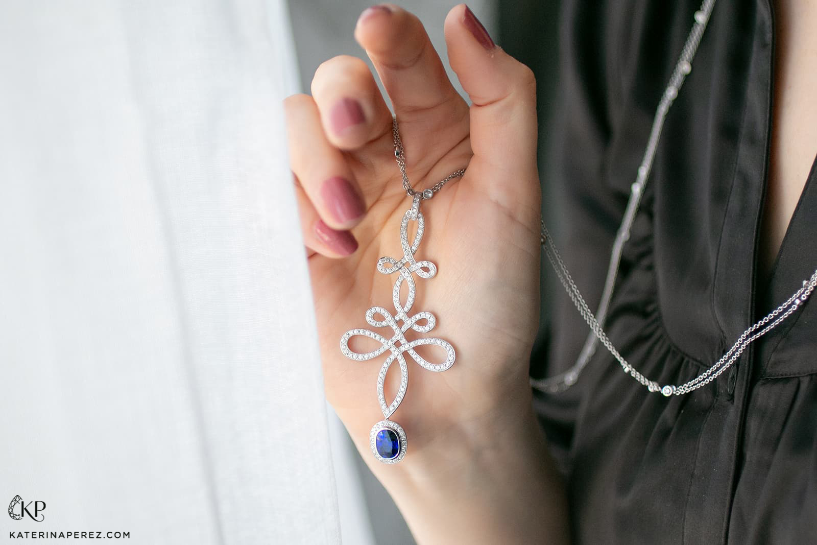  CPG Joaillerie Brandebourg pearl and diamond necklace with a detachable pendant in white gold with diamonds and a sapphire