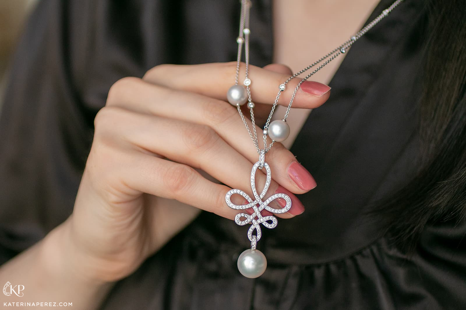  CPG Joaillerie Brandebourg  pearl and diamond necklace with a detachable diamond and pearl pendant