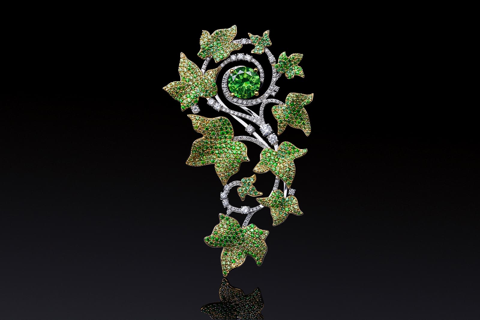  Izmestiev Diamonds brooch in gold with demantoid garnets and diamonds from the Japanese Garden Collection