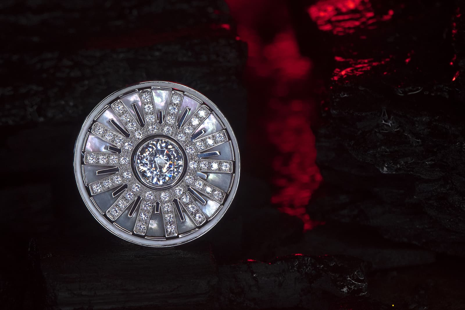  Persta SHAMASH ring in 18k white gold with white mother-of-pearl, a one carat diamond solitaire and a further 56 round diamonds 