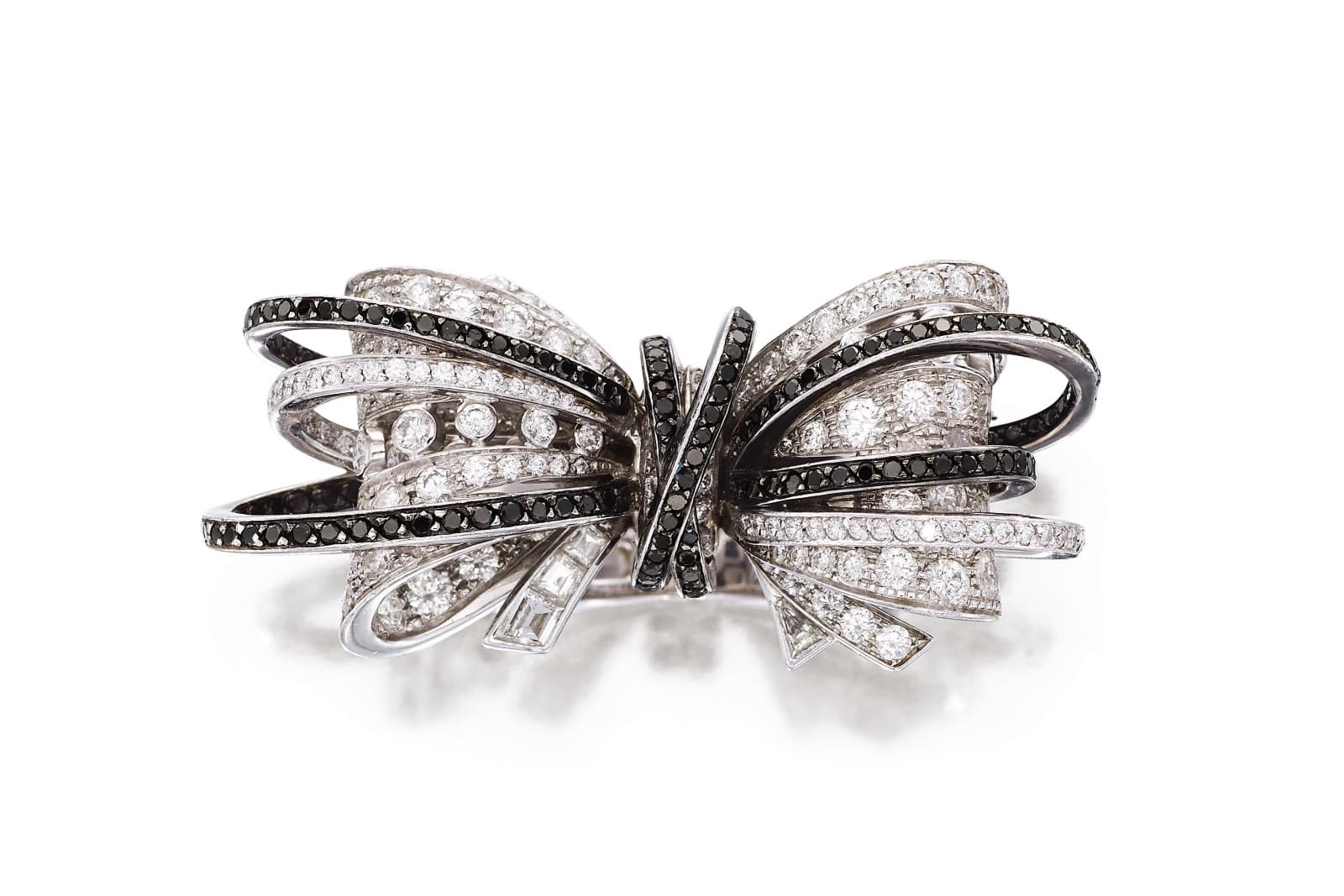  'Ruban Couture' diamond ring by Chanel, sold by Sotheby's