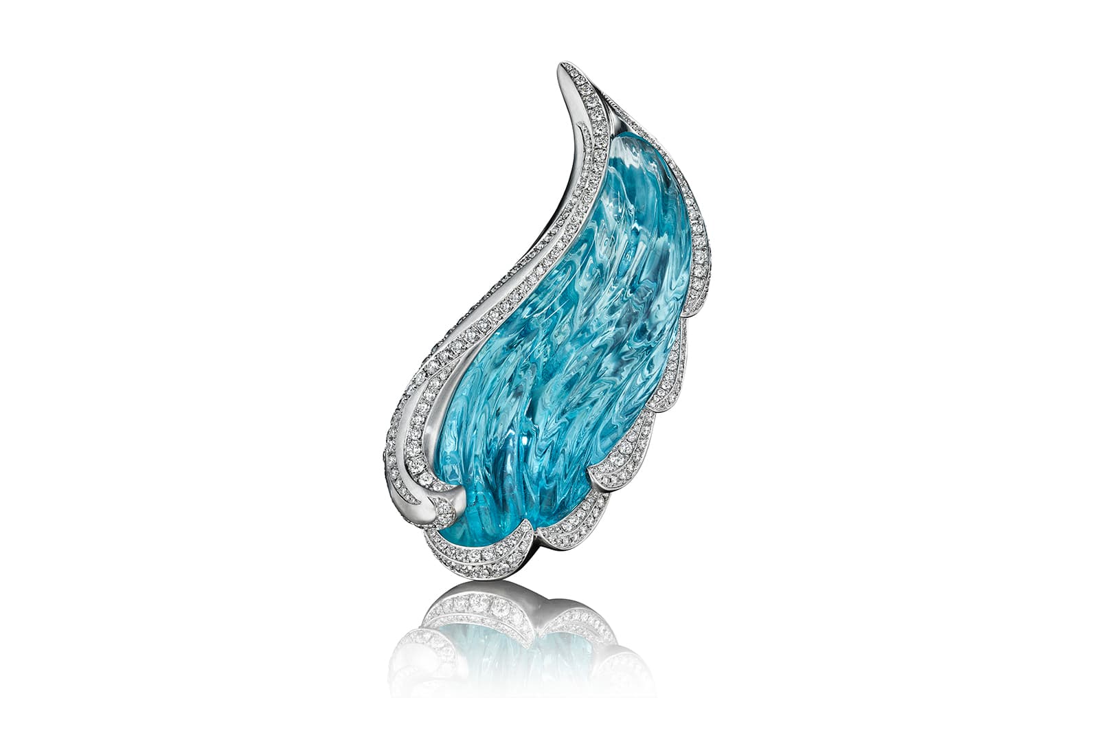  Naomi Sarna Angel Wing brooch with an unheated 91.64 carat aquamarine, white diamond and 18k white gold 