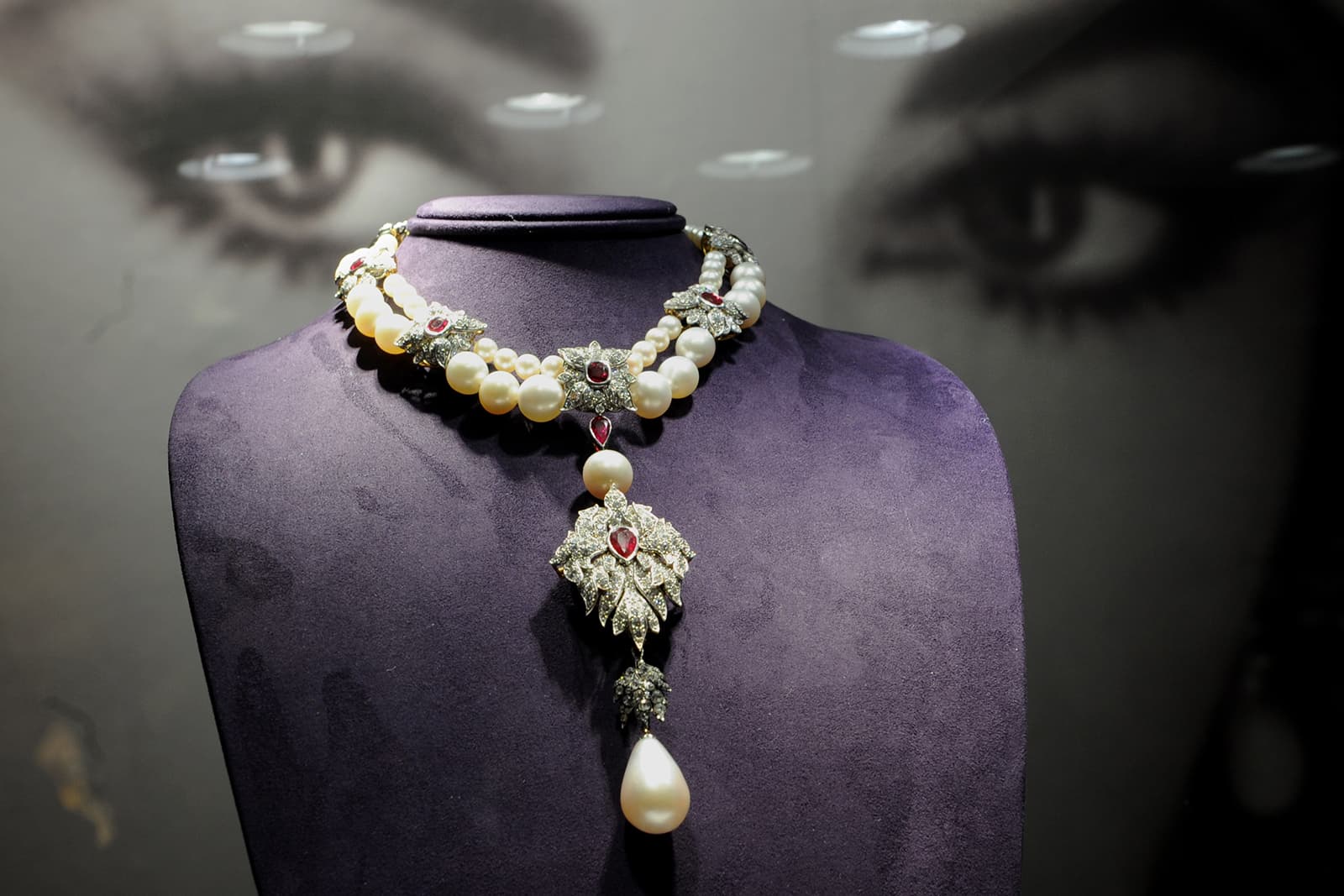Elizabeth Taylor's Cartier La Peregrina Pearl necklace with a 55.95 carat pear-shaped natural pearl drop, with accenting pearls, diamonds and rubies