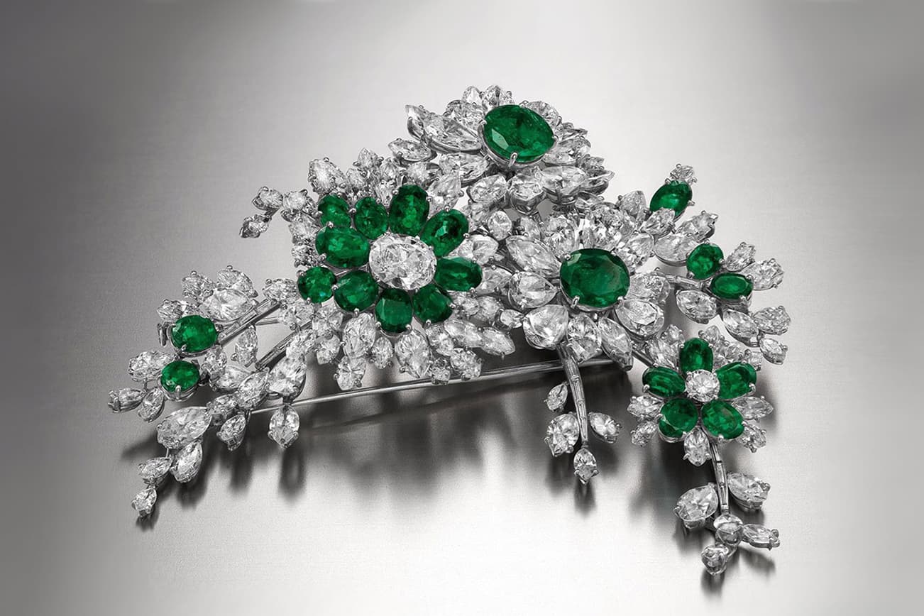 Eddie Fisher have Elizabeth Taylor this Bulgari emerald and diamond flower brooch in 1960 to celebrate their marriage 