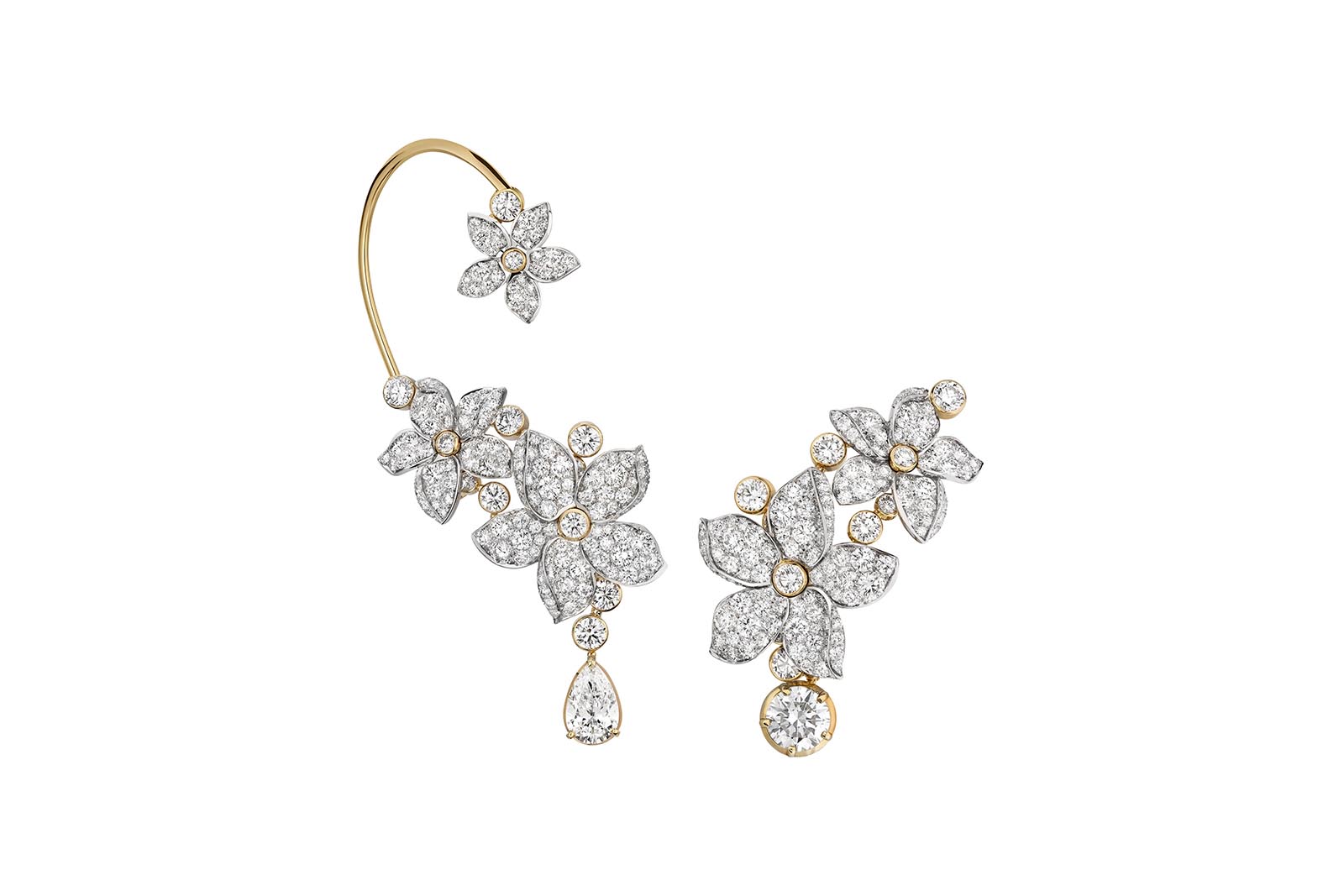  Chanel Grasse Jasmine High Jewellery asymmetrical earrings from Collection N°5 in white and yellow gold with diamonds, including a 1.52 carat round-cut diamond and a 1.51 carat pear-cut diamonds