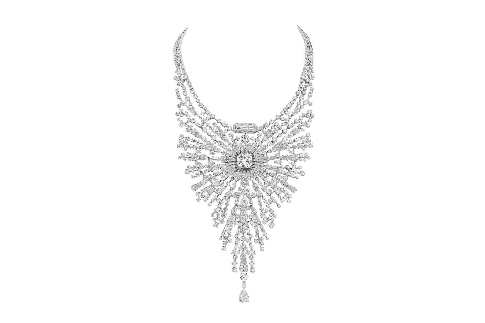   Chanel Diamond Sillage High Jewellery necklace from Collection N°5 in white gold and diamonds, including one cushion-cut diamond of 10.11 carats and one pear-cut diamond of 3.04 carats 