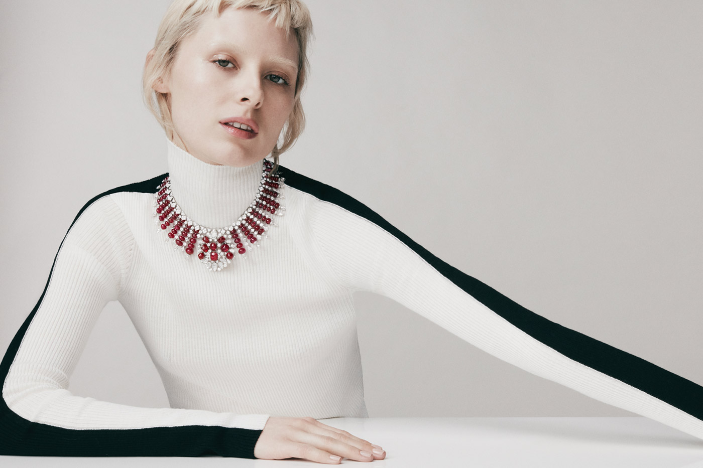  David Morris Rubia cabochon choker with 380 carats of Burmese rubies and pear, square, oval and round-cut diamonds from the Renaissance High Jewellery collection
