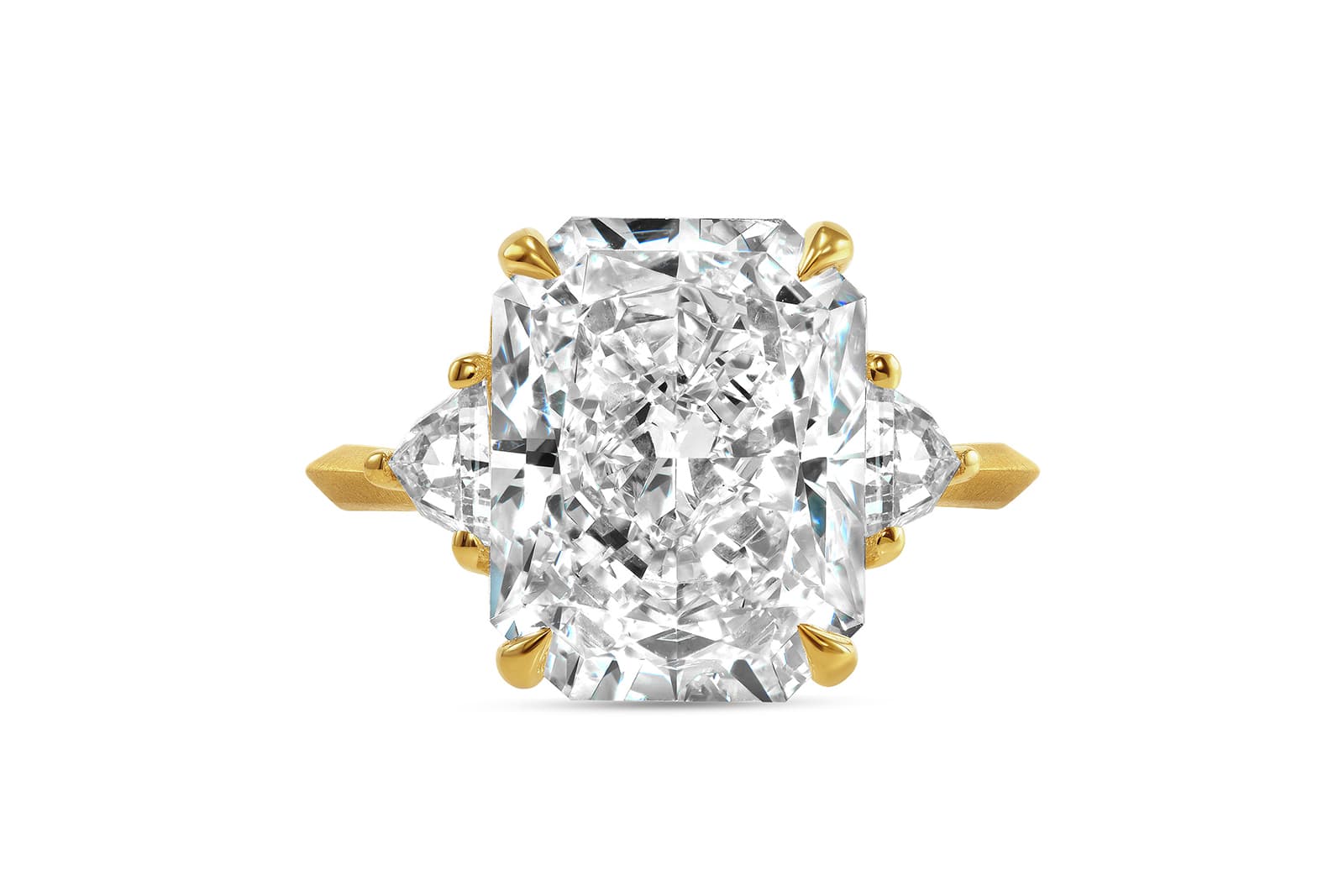 IceRock Diamonds specialises in generously proportioned engagement rings and bespoke diamond rings